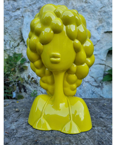Belle Sculpture contemporaine en résine pleine de Caroline Montigneaux