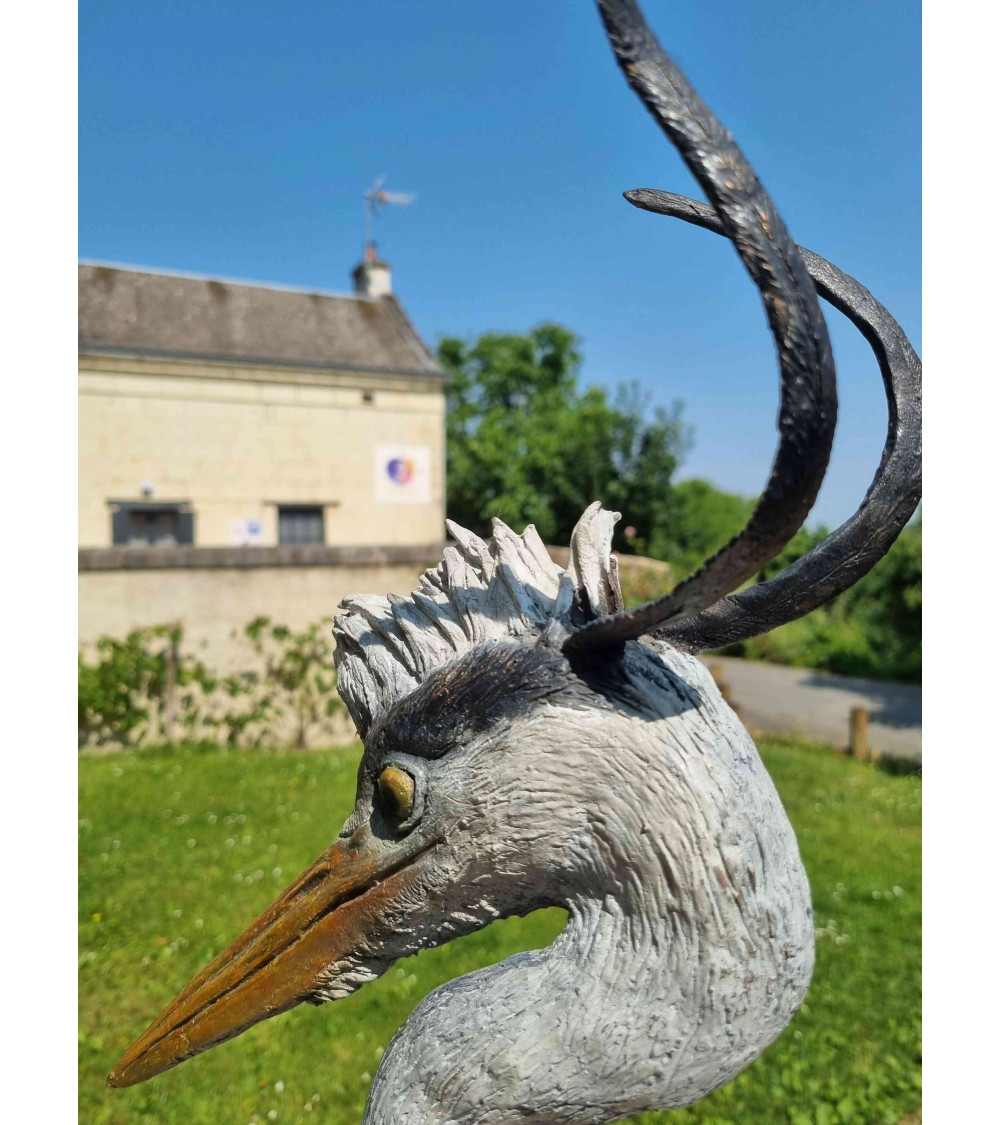Tête de héron cendré en bronze patiné et coloré par Javier Ayarza Aro