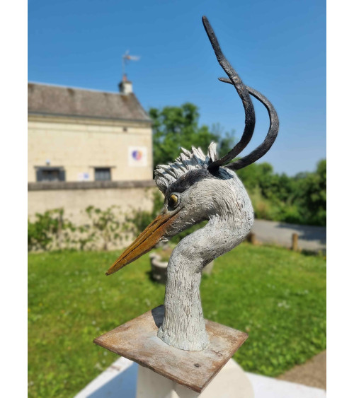 Tête de héron cendré en bronze patiné et coloré par Javier Ayarza Aro