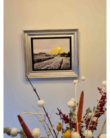 Photo surréaliste de la route de Champigny à Parnay orné du soleil or