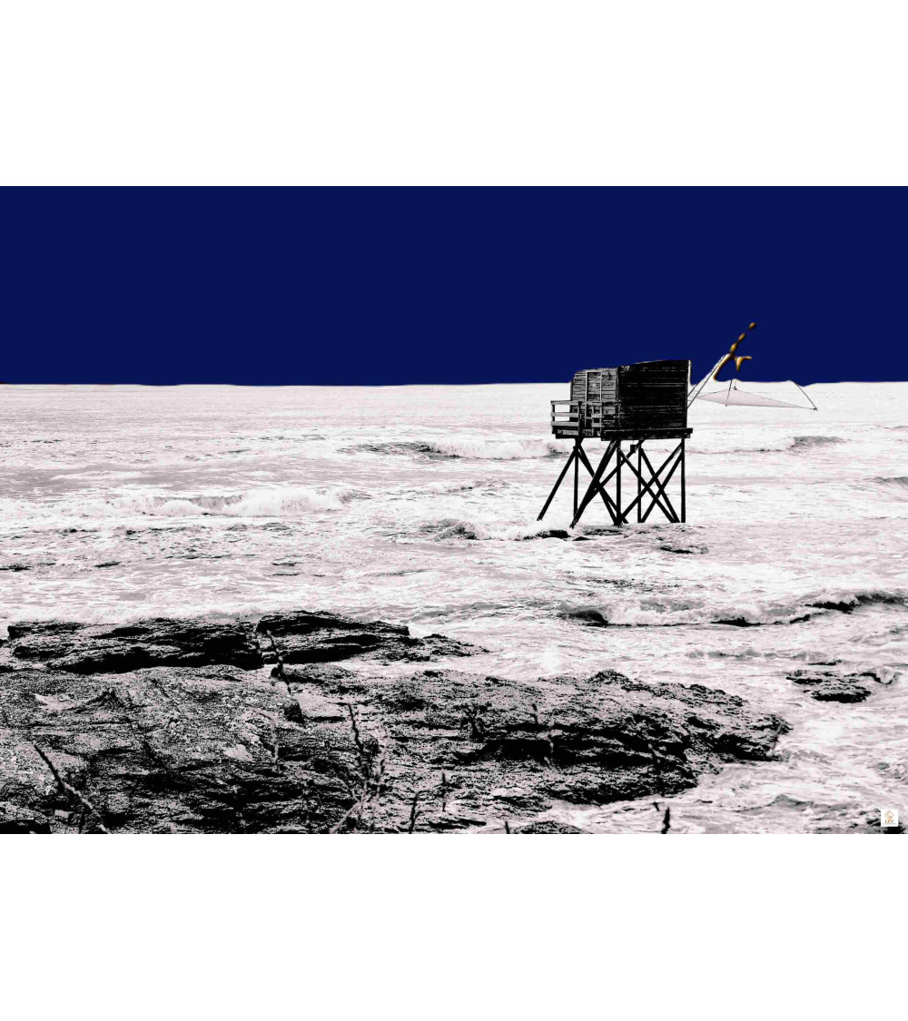 Photographie surréaliste d'une pêcherie traditionnelle du Pays de Retz