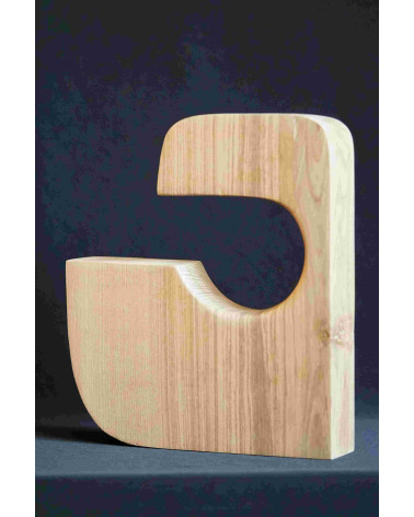 TYPO JG – Sculpture typographique en bois – Marie-Laure Teisseire