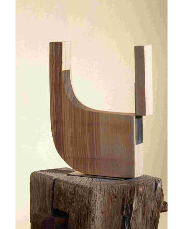 TYPO U – Sculpture bois et métal – Marie-Laure Teisseire