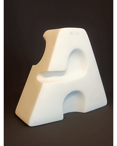 Sculpture « Typo A Albâtre » Marie-Laure Teisseire Série Typo | Madele