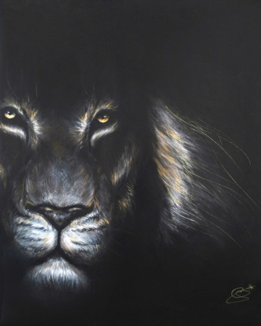 Beau lion noir peint par Constance Schroeder au regard félin réaliste.
