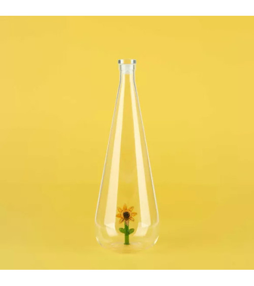 Superbe jolie bouteille en verre borosilicate ornée d'une jolie fleur.